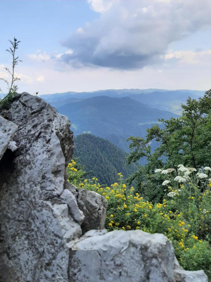 Krasna Chata Maniowy Buitenkant foto